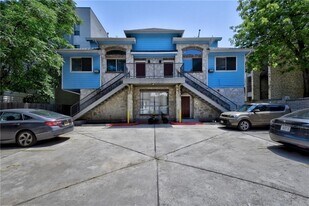 2606 Salado St in Austin, TX - Building Photo