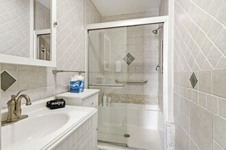 1123 SE 2nd Ave in Deerfield Beach, FL - Building Photo - Building Photo