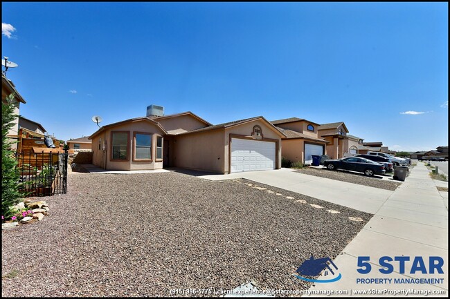 property at 11613 Ochre Bluff Ln