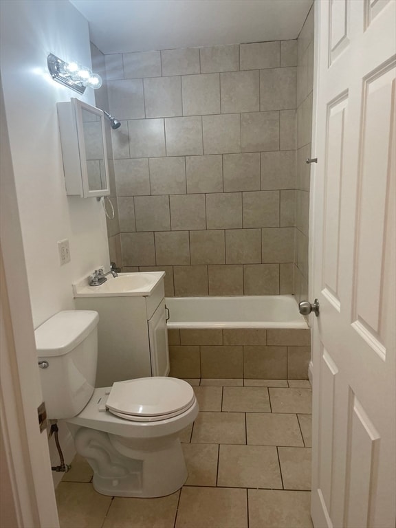 20 Yeamans St, Unit 2 in Revere, MA - Building Photo - Building Photo