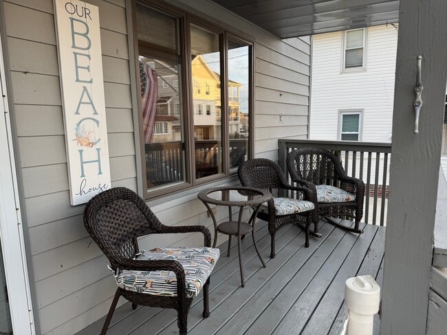 2 N Frontenac Ave in Margate City, NJ - Foto de edificio - Building Photo