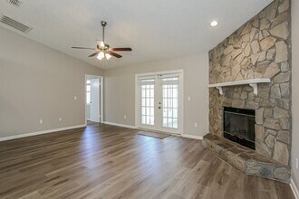 8359 3 Creeks Blvd, Unit 360 in Jacksonville, FL - Building Photo - Building Photo