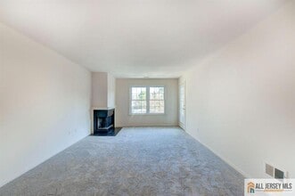 1909 Tanglewood Ct in Helmetta, NJ - Building Photo - Building Photo