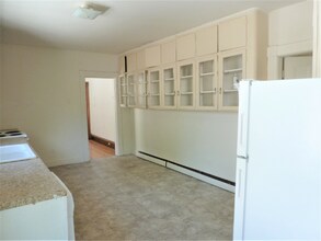 14 Hickok Pl in Burlington, VT - Building Photo - Building Photo