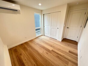 8024 36th Ave S in Seattle, WA - Building Photo - Building Photo