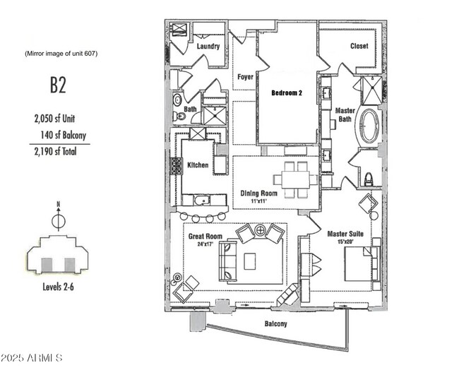 2211 E Camelback Rd in Phoenix, AZ - Foto de edificio - Building Photo