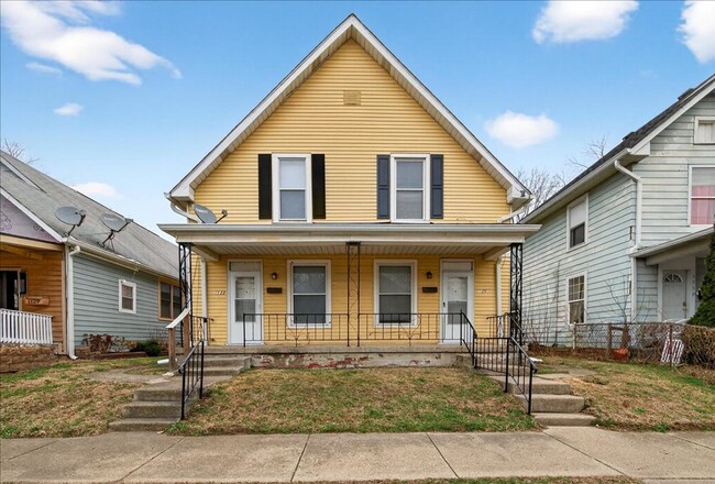 property at 1133 S Richland St