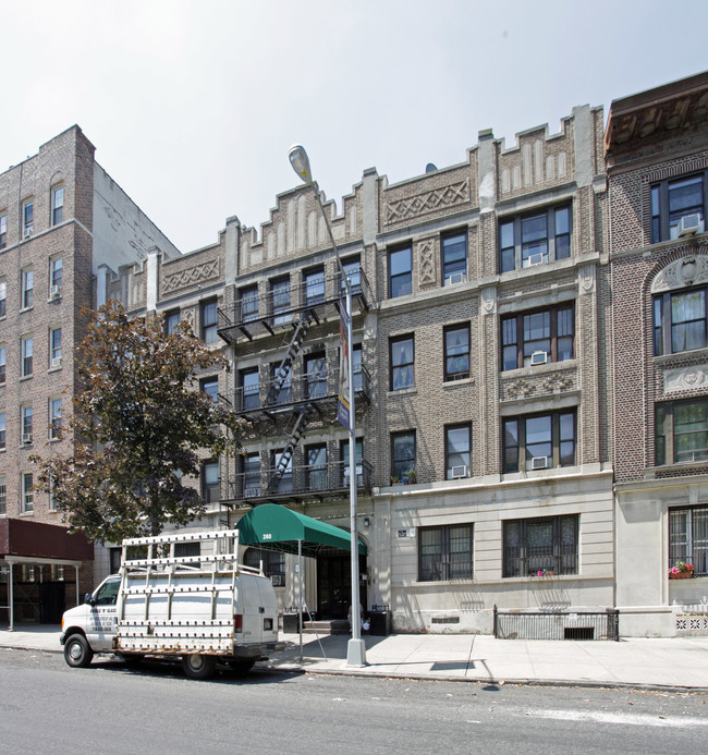 260 Washington Ave in Brooklyn, NY - Building Photo - Building Photo