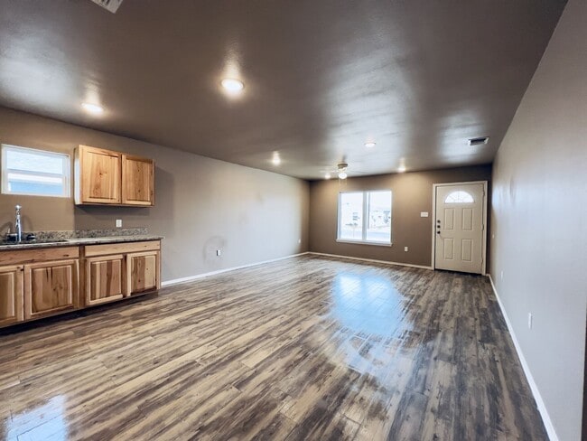 property at 1504 E Auburn St