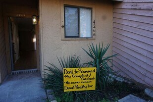 4266 Windergate Dr in Jacksonville, FL - Building Photo