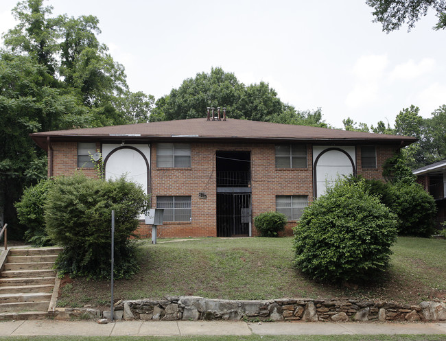 1185 SW Lucile Ave in Atlanta, GA - Building Photo - Building Photo