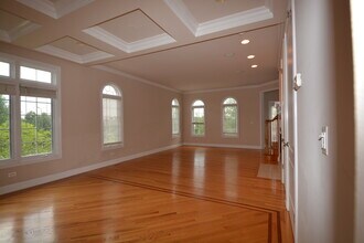 1904 Alta Vista Ct in Naperville, IL - Building Photo - Building Photo