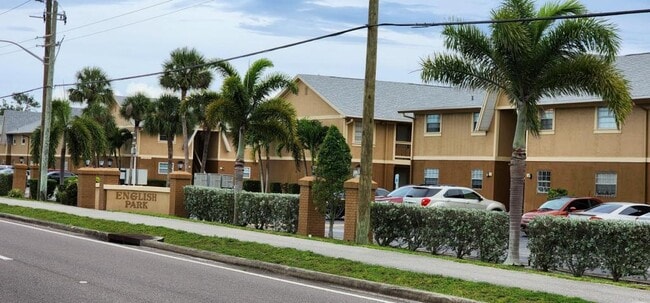 234 Bristol Ct in Melbourne, FL - Building Photo - Building Photo