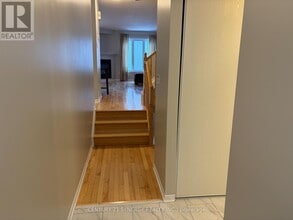 159 Harbour View St in Ottawa, ON - Building Photo - Building Photo