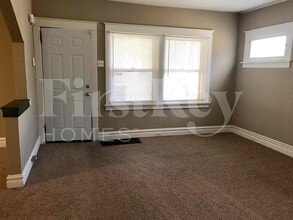 2112 Lexa Dr in Jennings, MO - Building Photo - Building Photo