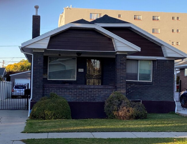 36 Layton Ave in Salt Lake City, UT - Foto de edificio - Building Photo