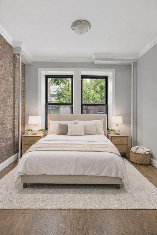 212 E 105th St in New York, NY - Foto de edificio - Building Photo