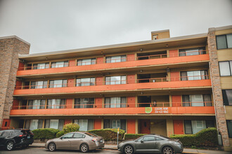 La Mirada in Seattle, WA - Foto de edificio - Building Photo