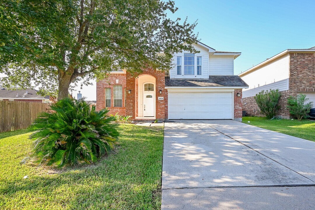 18135 Brightwood Park Ln in Richmond, TX - Building Photo