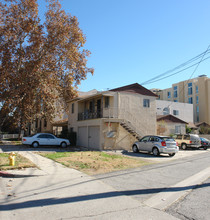 11122 Morrison St in North Hollywood, CA - Building Photo - Building Photo