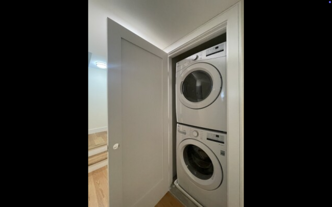 62 Cameron St in Brookline, MA - Building Photo - Building Photo