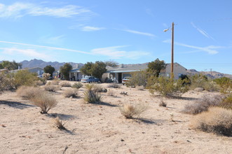 6555 Indian Cove Rd in Twentynine Palms, CA - Building Photo - Building Photo