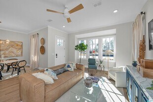 1695 Chase Ct in Hoover, AL - Building Photo