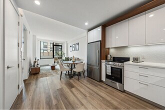 228 E 135th St in Bronx, NY - Building Photo - Building Photo