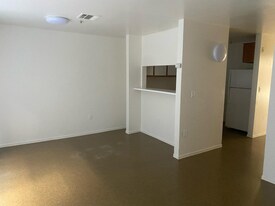 2580 N Soto St in Los Angeles, CA - Building Photo