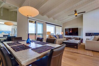 450 S Sierra Ave in Solana Beach, CA - Building Photo - Building Photo