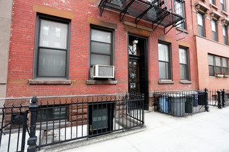 509 Henry St in Brooklyn, NY - Building Photo - Building Photo