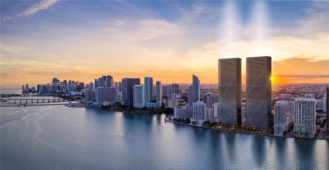 700 NE 24th St, Unit 3407 in Miami, FL - Building Photo - Building Photo