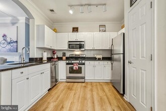 27 Booth St in Gaithersburg, MD - Building Photo - Building Photo