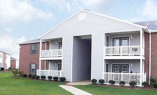 Brookville Garden Apartments in Starkville, MS - Foto de edificio