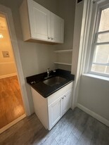 1193 Commonwealth Ave, Unit 1193 in Boston, MA - Building Photo - Building Photo