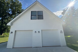 209 Briarcliff Ln in Athens, GA - Building Photo