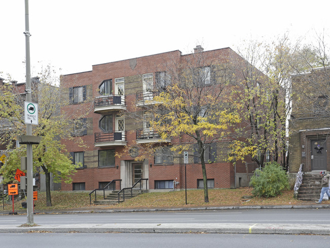 2560 Pie-IX in Montréal, QC - Building Photo - Primary Photo