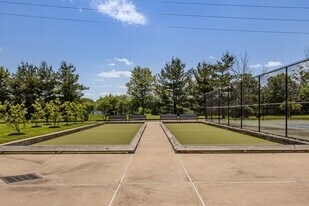 Montage at Hamilton Apartments 55+ Community in Hamilton, NJ - Building Photo