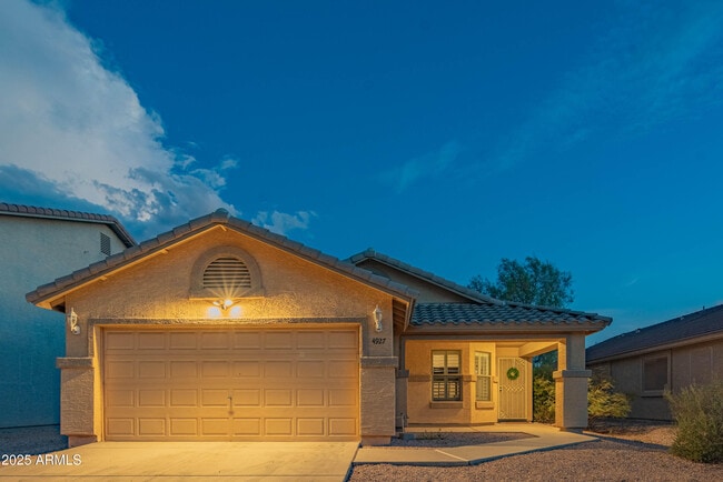 4927 W Shumway Farm Rd in Phoenix, AZ - Building Photo - Building Photo