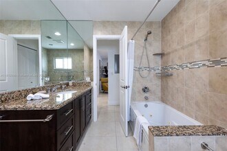 2601 NE 34th St in Fort Lauderdale, FL - Building Photo - Building Photo