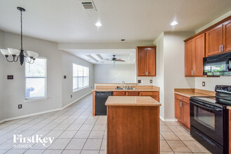 3742 Grissom Br in San Antonio, TX - Building Photo - Building Photo