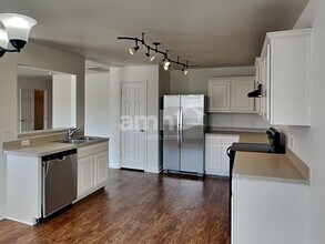 4345 Medina River Loop in Spring, TX - Building Photo - Building Photo