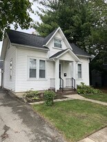 1670 3rd St in Cuyahoga Falls, OH - Building Photo