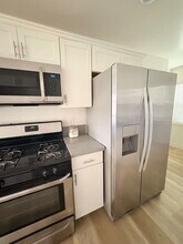 4931 Auburn Dr in San Diego, CA - Building Photo - Building Photo
