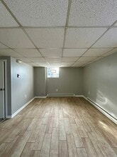 18704 Jefferson in Riverview, MI - Building Photo - Building Photo