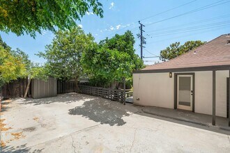 3501 N Figueroa St in Los Angeles, CA - Building Photo - Building Photo