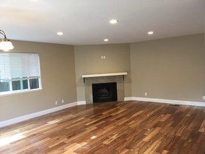 20296 Pacifica Dr in Cupertino, CA - Building Photo - Building Photo