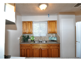 Palms at Baytown in Baytown, TX - Building Photo