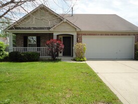 11195 Arborwood Trail in Carmel, IN - Building Photo