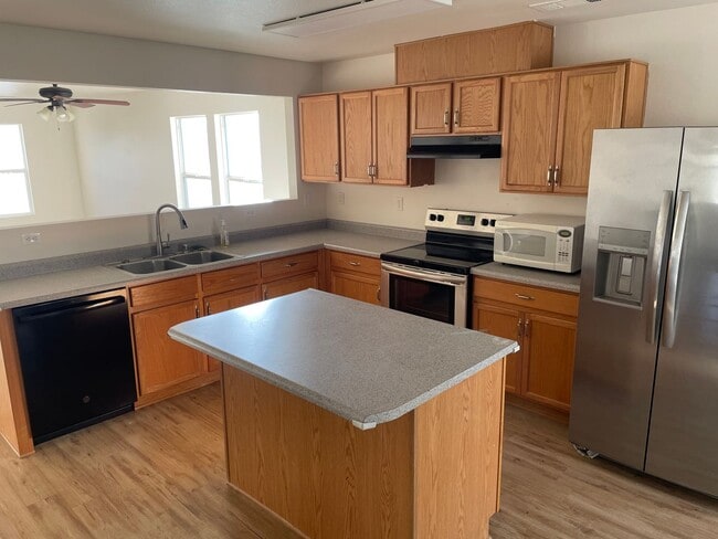 1116 Still Brook Ct in Sparks, NV - Building Photo - Building Photo